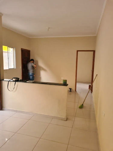 Imagem 4 de 11 de Casa 2 Quartos Barata Em Mongaguá