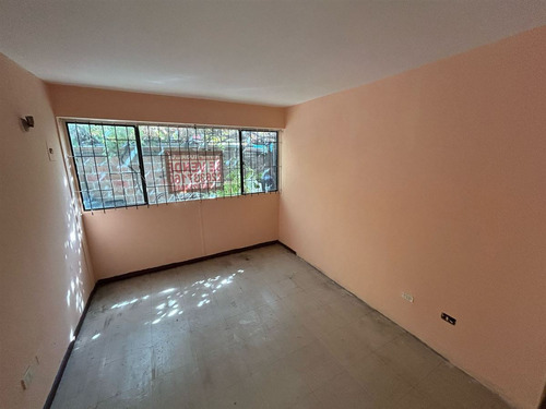 Departamento En Venta De 3 Dorm. En Peñalolén