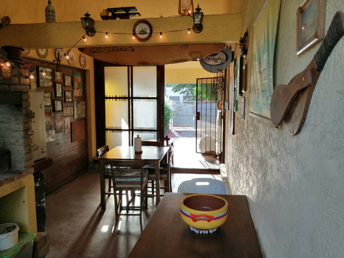 Muy Buena Casa Para Entrar A Vivir Excelente Ubicación.