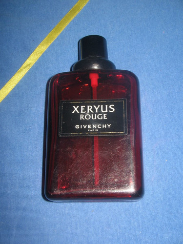 Botella Xerius Rouge Givenchy