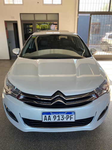 Citroën C4 Lounge 2017 1.6 Hdi 115 Feel Pack