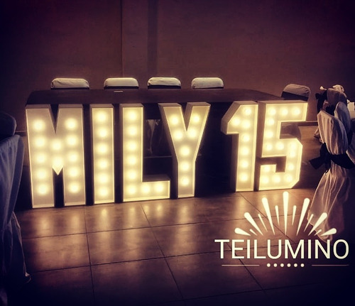 Alquiler De Letras Luminosas 80cm Altura De Madera Blanca!!