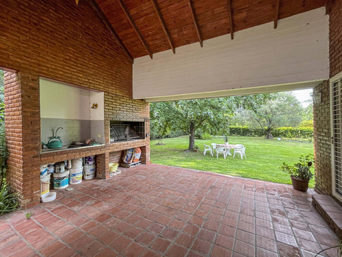 Imagen 25 de 30 de Terreno De 2.080 M2 Sobre Newbery En Fisherton