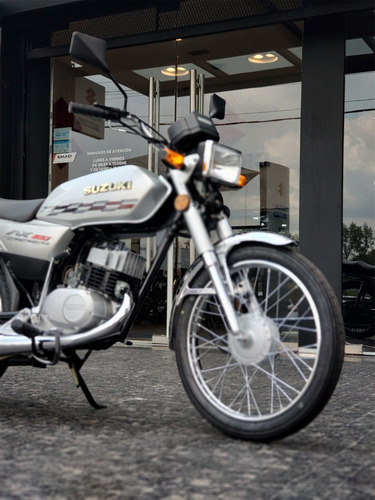 Imagen 16 de 25 de Suzuki Ax 100 - No Honda, No Yamaha