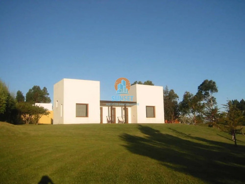 Espectacular Chacra En Jose Ignacio Compuesta Por 4 Casas Alquiler Anual- Ref: 4