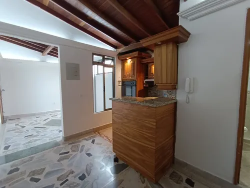 Apartaestudio En Arriendo En Envigado - Zúñiga Cod 12780