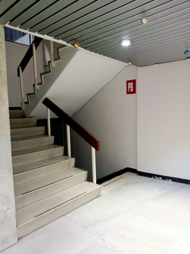 Renta Cómodas Y Bonitas Oficinas De 55m2 En Col. Hipodromo