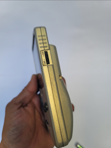 Nintendo Game Boy Color Pokémon Gold And Silver. Dorado (Usado)