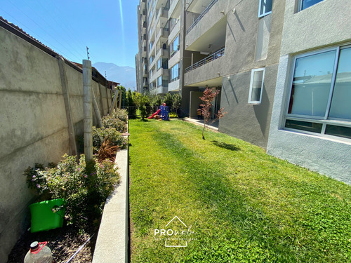 Departamento En Arriendo De 3 Dorm Con Patio Privado