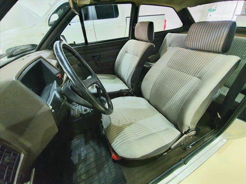 Imagem 8 de 10 de Volkswagen Gol 1.6 Cl 8v