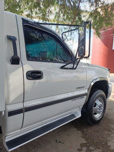 Chevrolet 3500 , Tipo Cheyenne