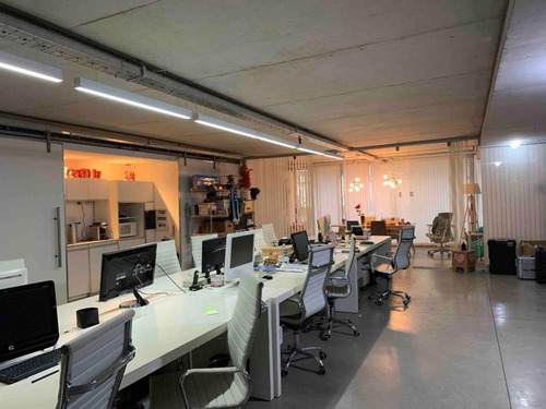 Dueño Vende Oficina Moderna Planta Abierta