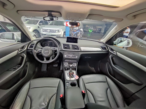 Imagem 8 de 10 de Audi Q3 Ambiente 2.0