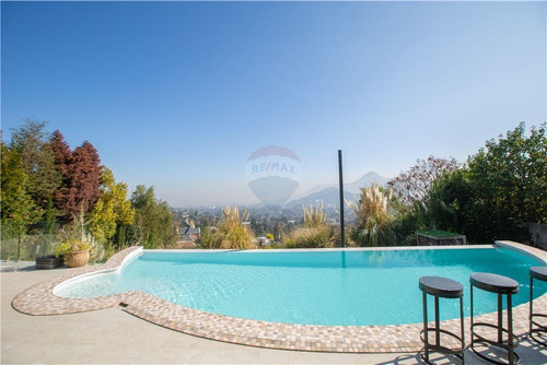 Imagen 4 de 30 de Casa De Diseño Único En Quinchamalí!!