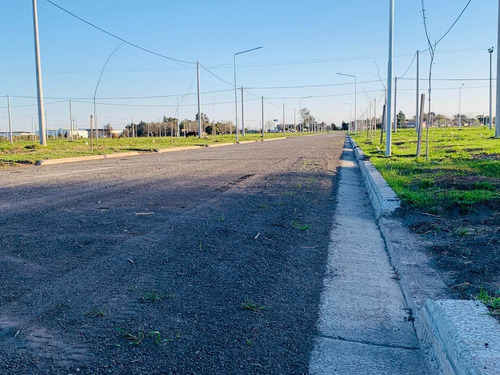 Venta En Ecopueblo, Lote Con Entrega Inmediata De 300 M2.