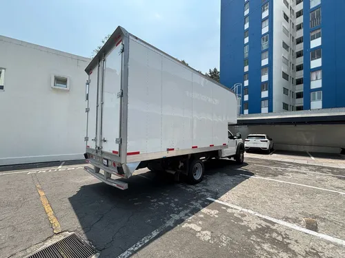Ford F-550 6.8 Xl At