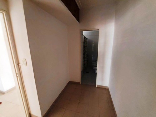 Imagen 9 de 15 de Hermoso Deparatmento Centrico En Venta En #trenquelauquen