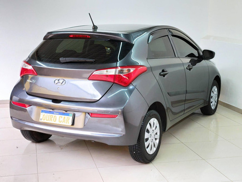 Imagem 4 de 6 de Hyundai Hb20 1.0 Comfort 12v Flex 4p Manual