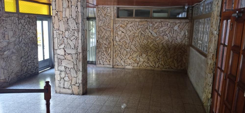 Departamento En Venta - 3 Dormitorios 1 Baño - 66mts2 - Villa Lugano