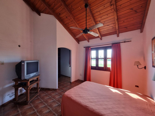 Casa De 3 Dormitorios Al Lago En Solares Del Carcaraña - Pueblo Carcaraes