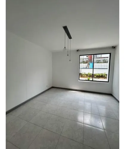 Venta Casa 143 Mts2 En Álamos, Oriente De Pereira. 2-1s1