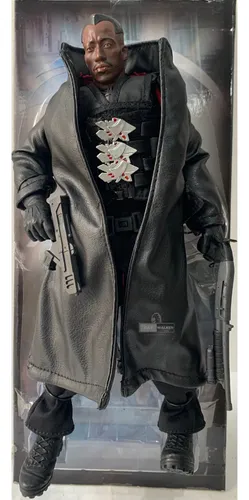 Blade 2 - Figura - Toy Biz Marvel Studios 12 | Parcelamento Blade 2 - Figura - Toy Biz Marvel Studios 12 | Parcelamento
