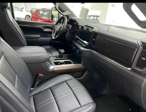 Chevrolet Silverado High Country Automatica 5.3 V8 4x4 Awd N