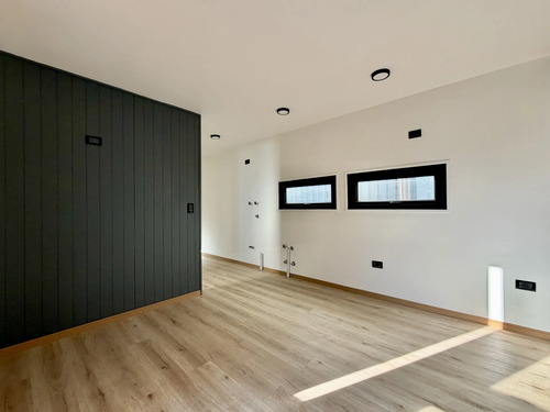 Galpon De 78m2 Con Oficinas En Centro De Paine