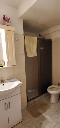 Imagen 12 de 12 de Apartamento De 2 Dormitorios En El Centro