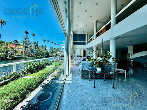 Residencia Con Vista Al Lago De Las Animas, Fracc. Las Anima