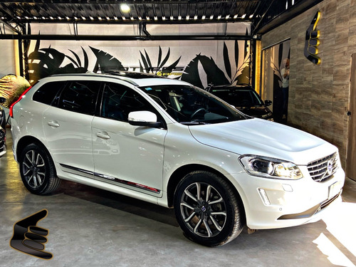 Imagen 10 de 21 de Volvo Xc60 Momentum