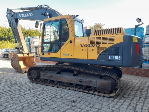 Imagem 1 de 14 de Escavadeira Volvo Ec210b 320d Pc200 320 R220 Cat Ano 2013