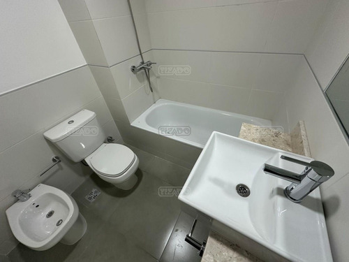 Departamento En Alquiler En Villa Martelli, Vicente López, G.b.a. Zona Norte