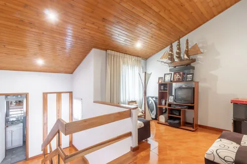 Casa En Venta En Batán. Cod V8277