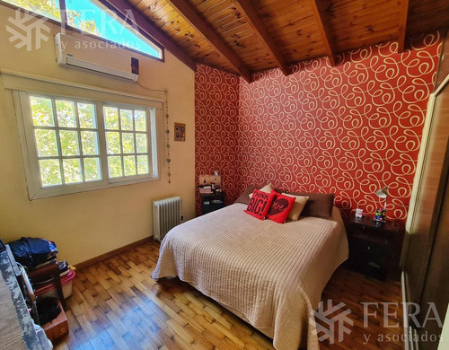 Venta De Duplex En 1º Piso Por Escalera De 3 Ambientes Con Terraza (27805)