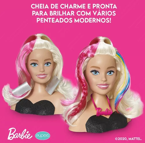 Boneca Barbie no Cabeleireiro