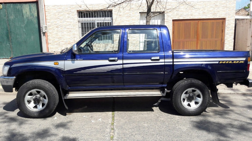 Adhesivos Para  Toyota Hilux Año 2004 Vinilo Alemán