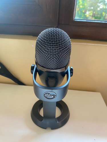 Micrófono Yeti Nano Color Shadow Grey (Usado)