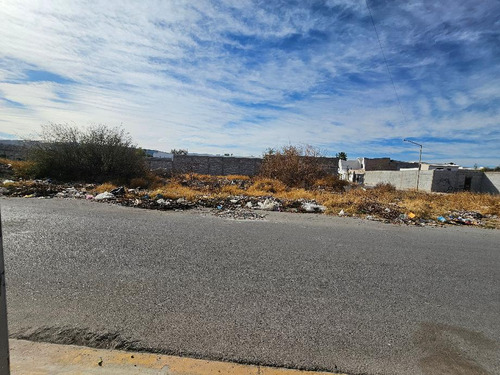 Terreno En Venta En Fracc. Ex Hacienda Los Ángeles 800 M2 Torreón Coah
