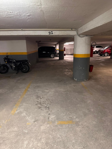 Alquiler De Cochera Garage En Gran Punto De Ciudad Vieja