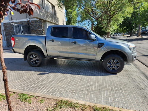 Imagen 14 de 18 de Ford Ranger 3.2 Tdi C/d 4x2 Xls