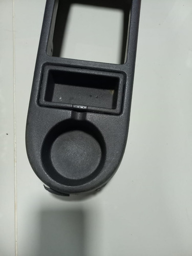 Console Central Dos Bancos Gm Corsa Montana 2006 24400405