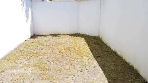 Imagen 13 de 14 de Duplex A Estrenar De 4 Ambientes Estilo Minimalista