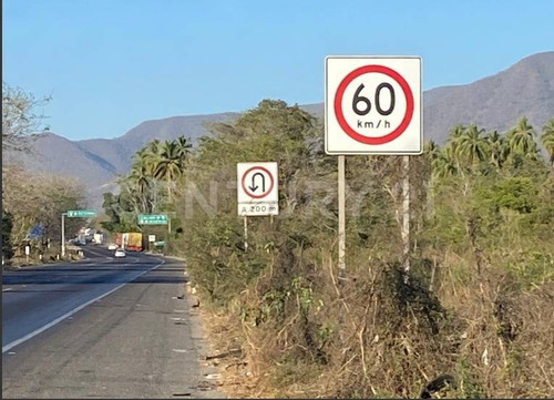 Terreno Carretera Colima-mnzllo, Km 33.5 Tecolapa, Tecomán, Colima