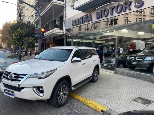 Imagen 16 de 16 de Toyota Sw4 2019 2.8 Srx 177cv 4x4 7as At