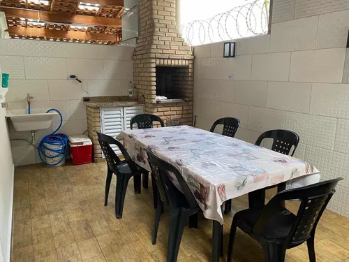 Casa Em Condomínio Fechado Com Piscina Em Bertioga - Sp