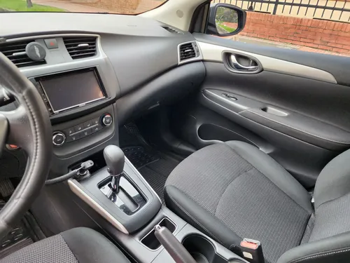 Nissan Sentra 1.8 B17 Fl Sense