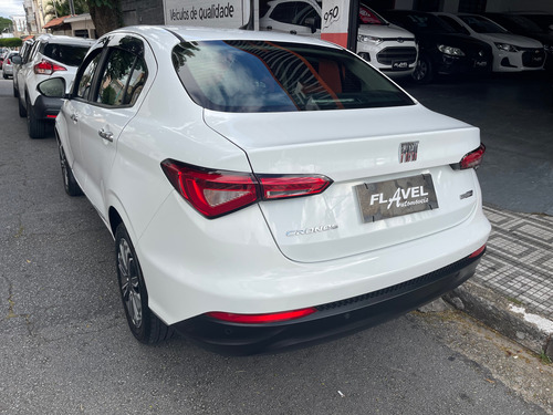 Fiat Cronos 1.8 Precision 16v Flex Aut. 4p