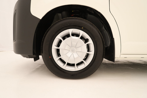 Toyota Hiace 2.8 Tdi Furgón 6at L2h2 3a 5p
