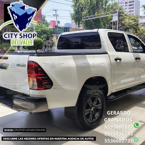 Toyota Hilux 2.7 Cabina Doble Sr Mt